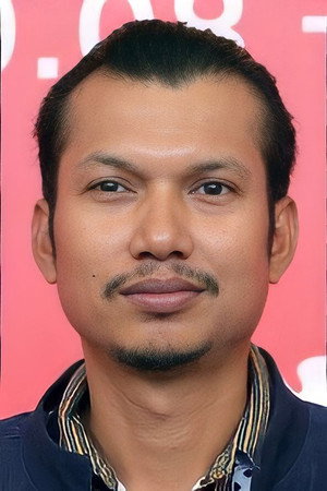 Aphisit Hama portrait