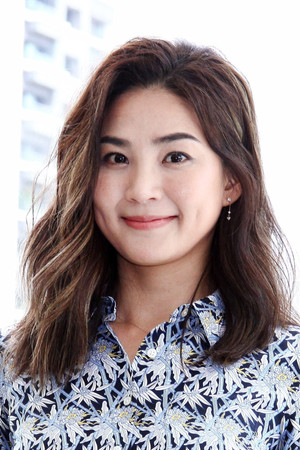 Jennifer Hong portrait