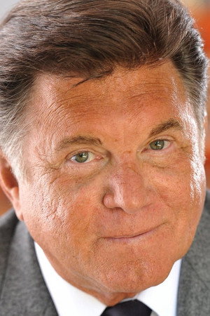 Larry Manetti portrait