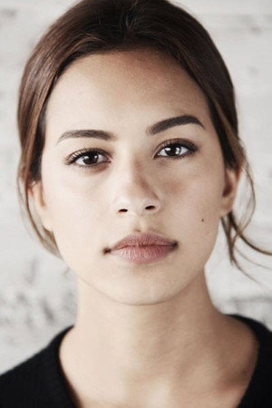 Gizem Emre portrait