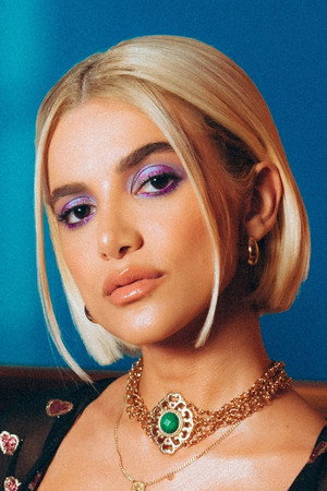 Manu Gavassi portrait