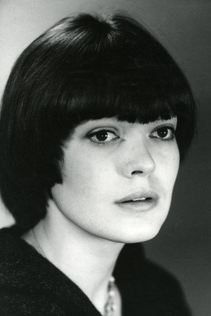 Elle Kull portrait