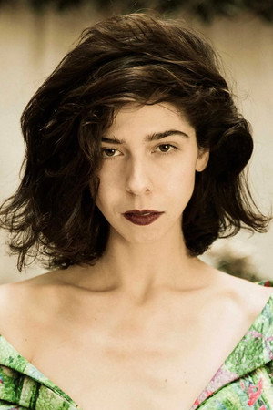 Julia de Castro portrait