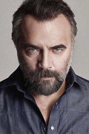 Oktay Kaynarca portrait