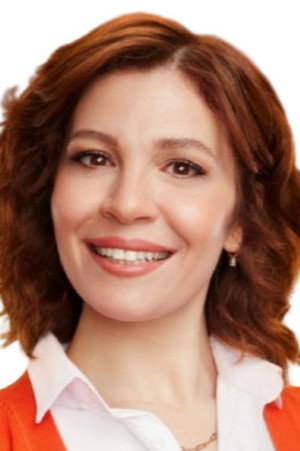 Aylin Kontente portrait