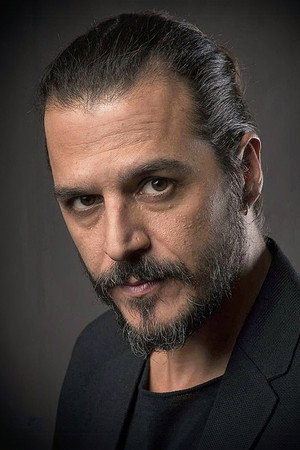 Mehmet Günsür portrait