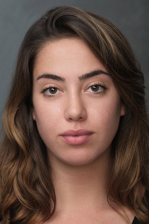 Ela Pinto portrait