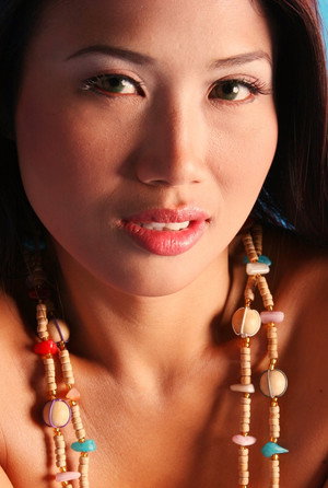 Yvette Yzon portrait