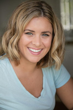 Bella Dontine portrait