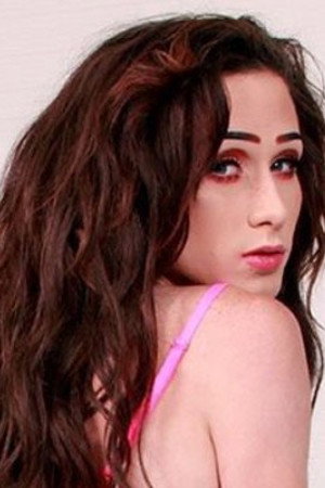Jenna Gargles portrait
