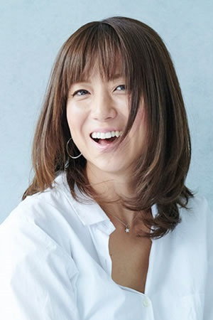 Hitomi portrait