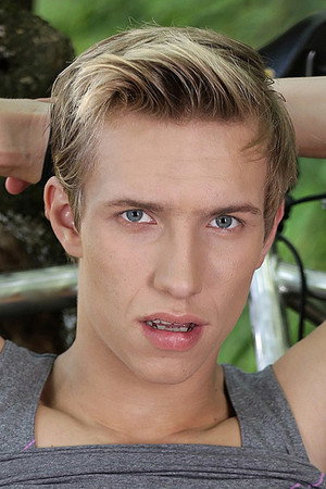 Sven Laarson portrait