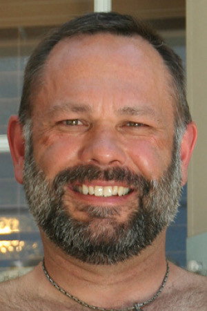 Sean Travis portrait