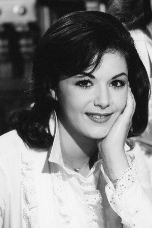 Pat Woodell portrait
