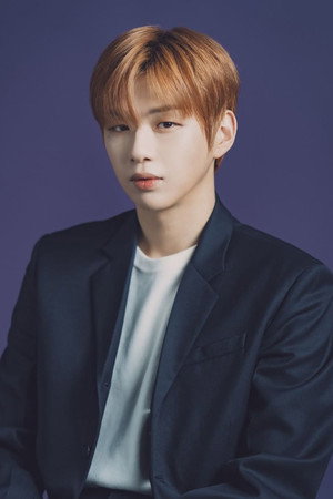 Kang Daniel portrait