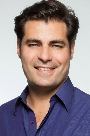 Thiago Lacerda portrait