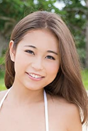 Rina Toeda portrait