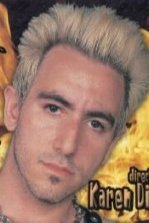 Chris Gil portrait