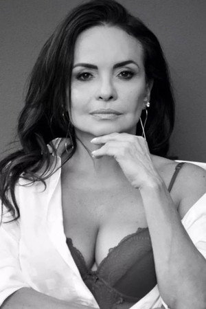 Luiza Tomé portrait
