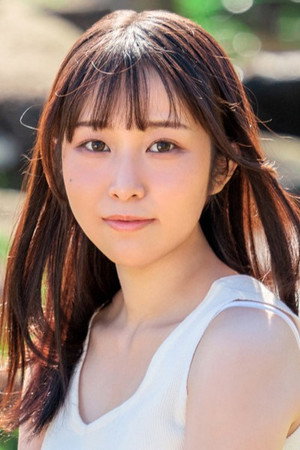 Suzune Kiritani portrait