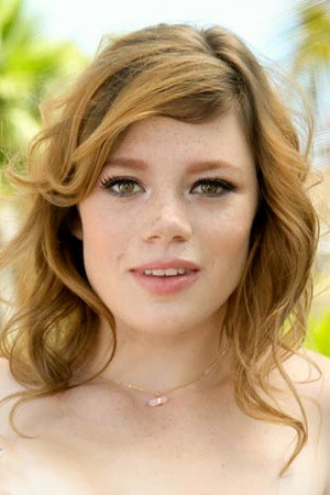 Mia Collins portrait