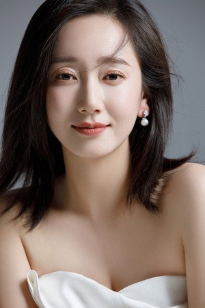 Dong Qing portrait