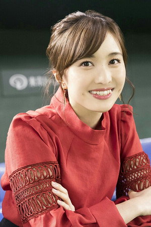 Kanako Momota portrait
