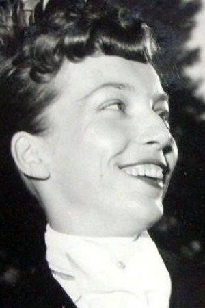 Lisa Jouvet portrait