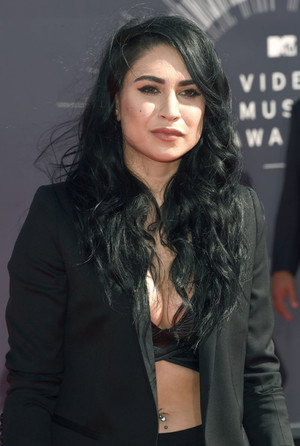 Cassie Steele portrait