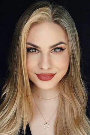 Sara Secora portrait