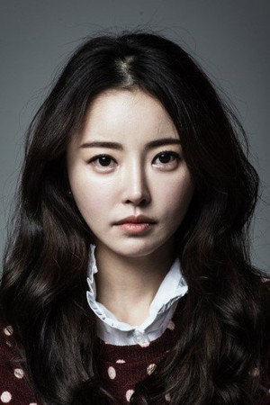 Han Se-Ah portrait