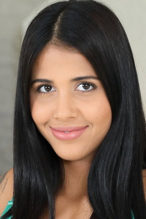 Yorgelis Carrillo portrait