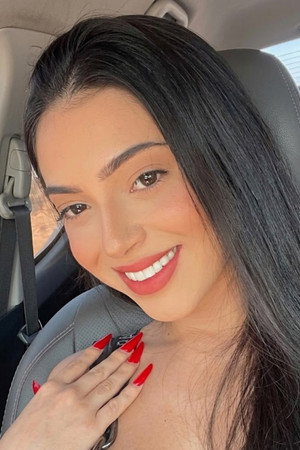 Andressa Paiva portrait