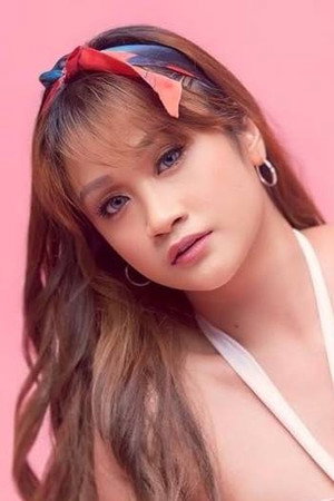 Kim Salinas portrait