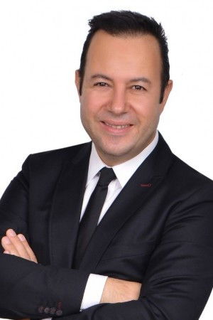 Levent Kol portrait