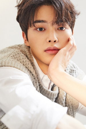 Song Kang portrait