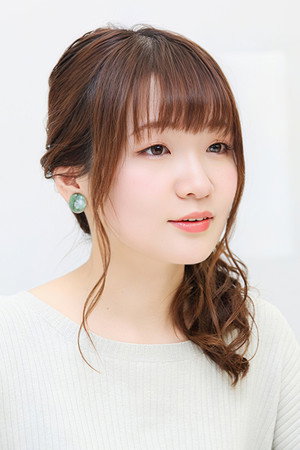 Atsumi Tanezaki portrait