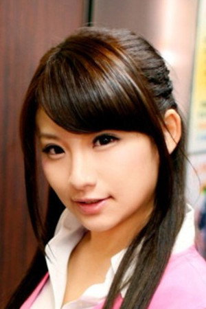 Mana Harumi portrait