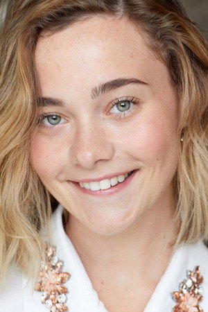 Lexi Simonsen portrait