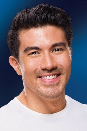 Luis Manzano portrait