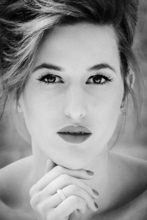 Anat Edri portrait