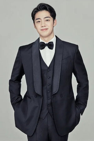 Gil Byeong-min portrait