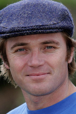 Alex Ferns portrait
