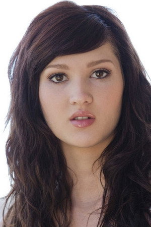 Ellena Woods portrait