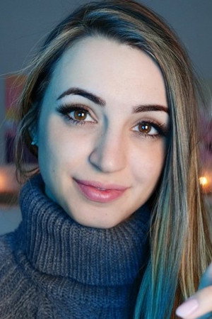 Gina Klein portrait