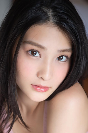 Suzu Honjo portrait