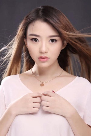 Wang Yi Lin portrait