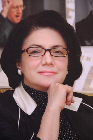 Firangiz Alizadeh portrait