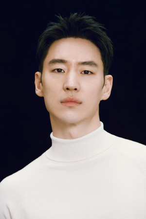 Lee Je-hoon portrait