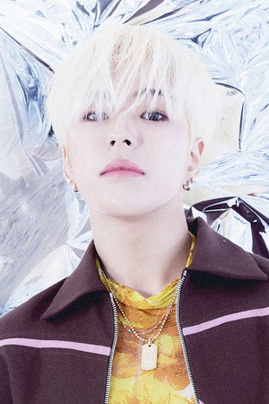 Yoon Jae-hyuk portrait